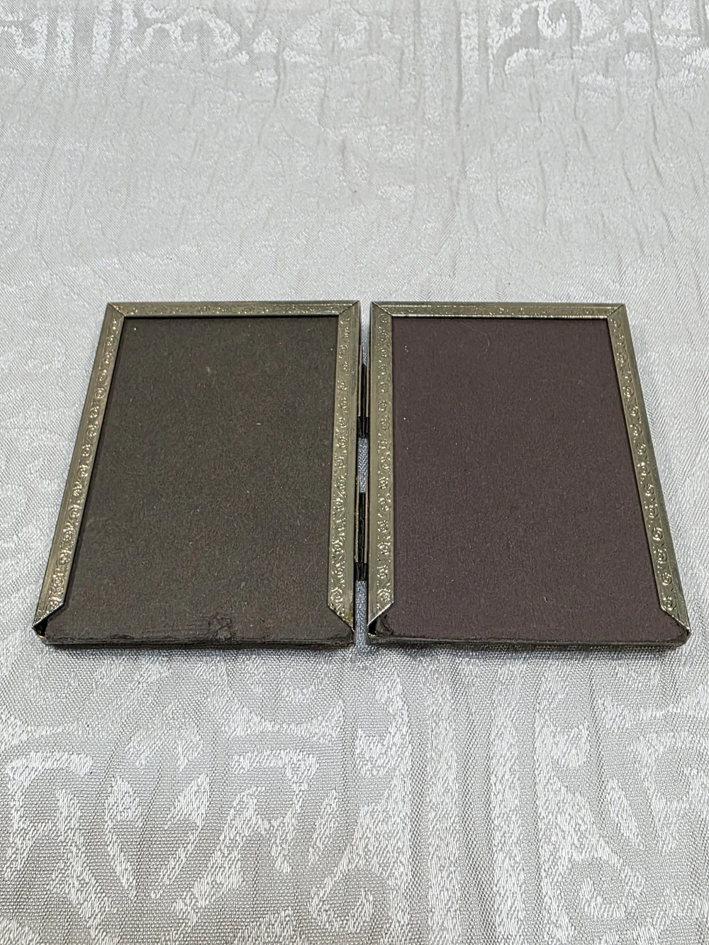 VTG MCM STANDING GOLD METAL TWO PHOTO HINGED FRAME